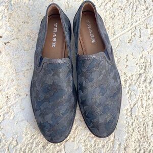 TRASK Grey Suede Glitter Star Slip on Loafers Size 6.5